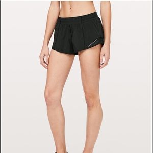 Black lulu shorts